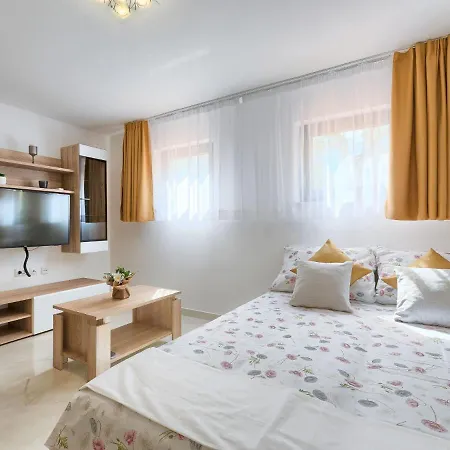 Appartement Meden By Interhome Galižana